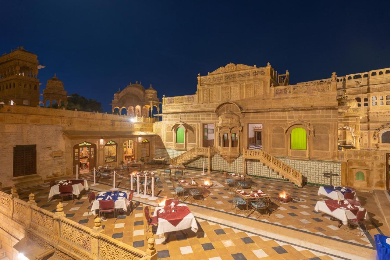 होटल Welcomheritage Mandir Palace