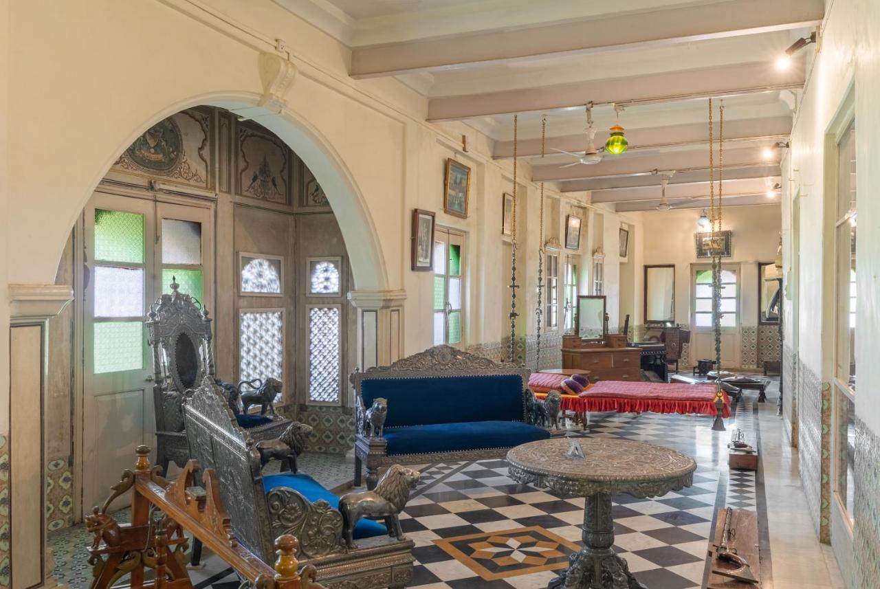 Welcomheritage Mandir Palace होटल 4*
